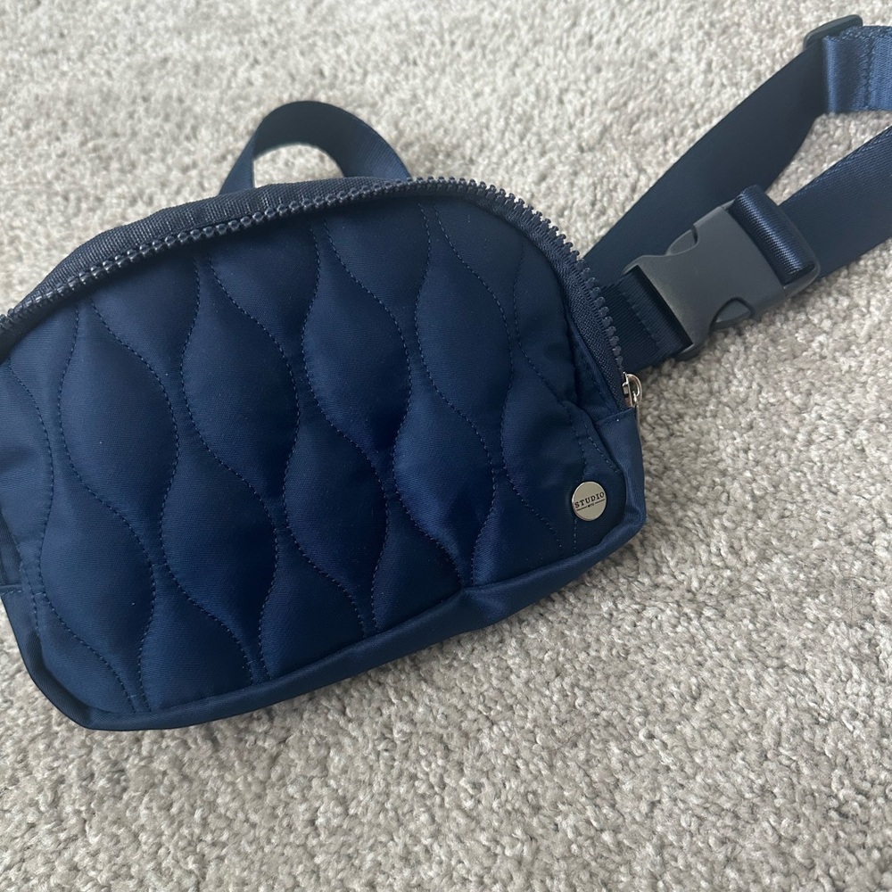 Navy blue belt bag